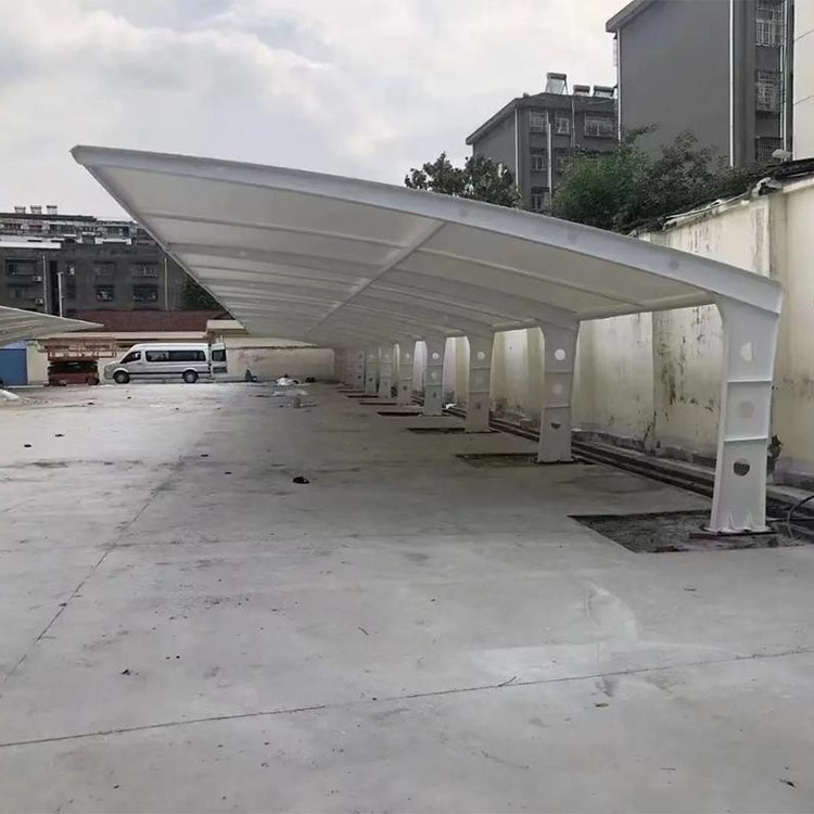 德宏膜结构汽车棚